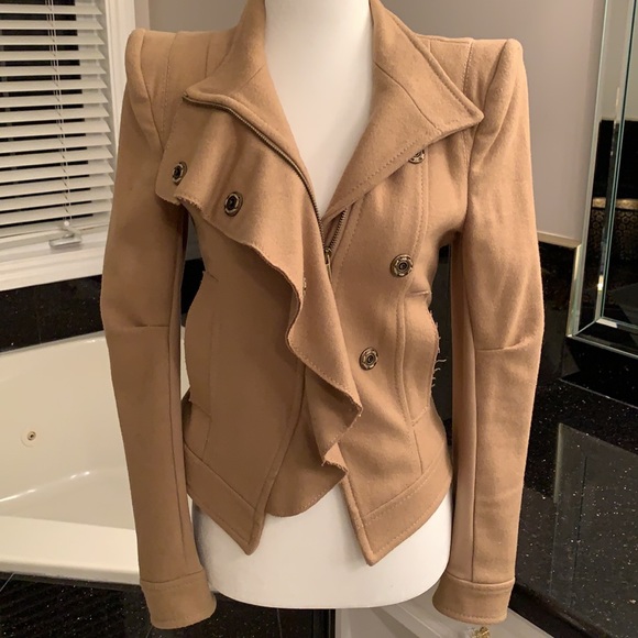 BCBG blazer - Picture 2 of 9